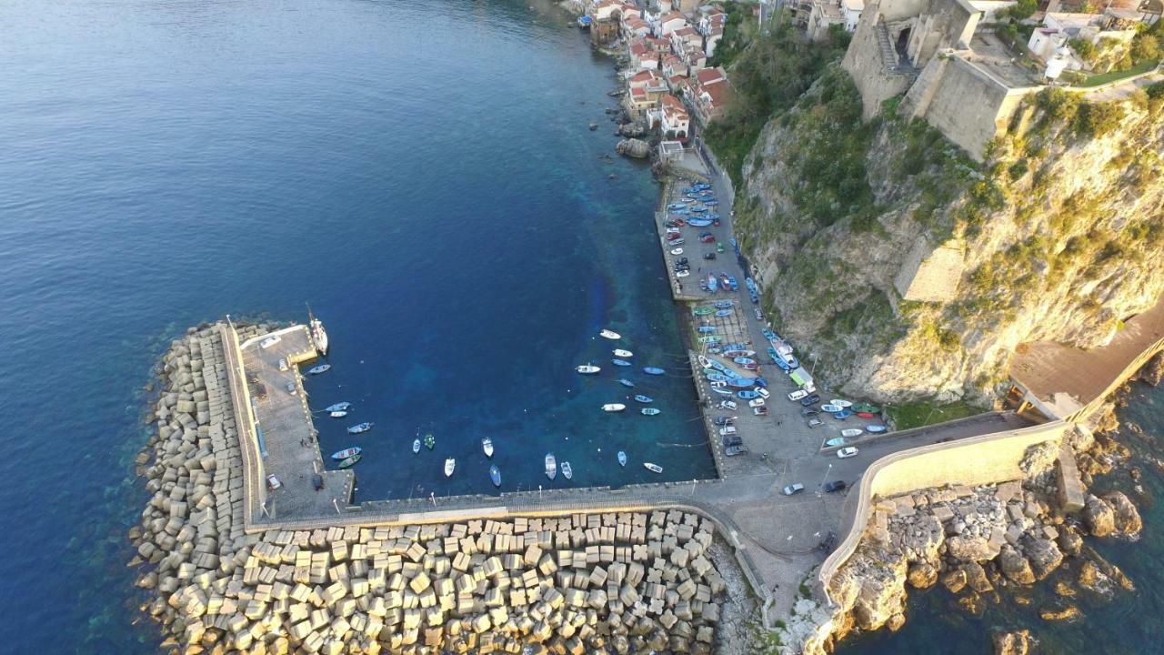 Il Ritratto Casa Vacanza Scilla Kültér fotó