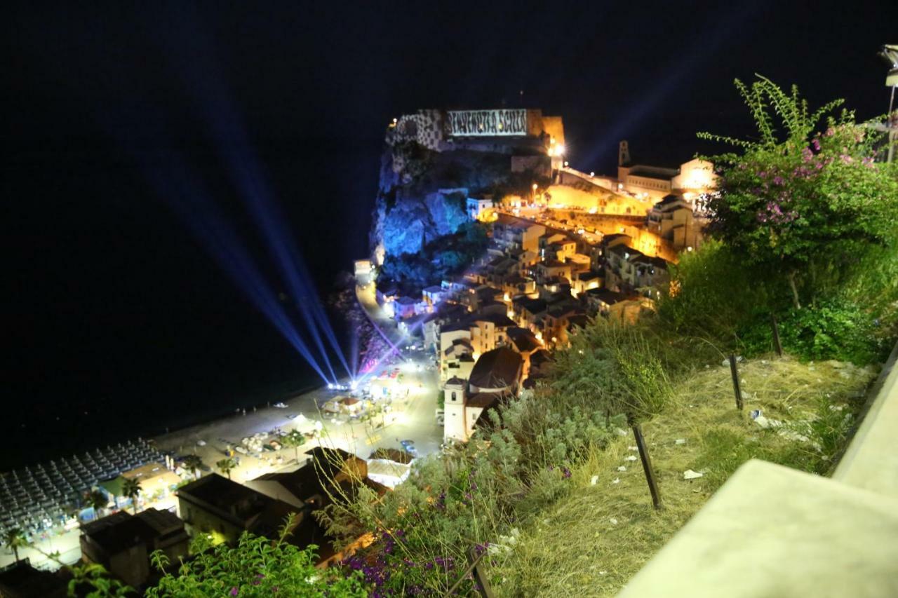 Il Ritratto Casa Vacanza Scilla Kültér fotó